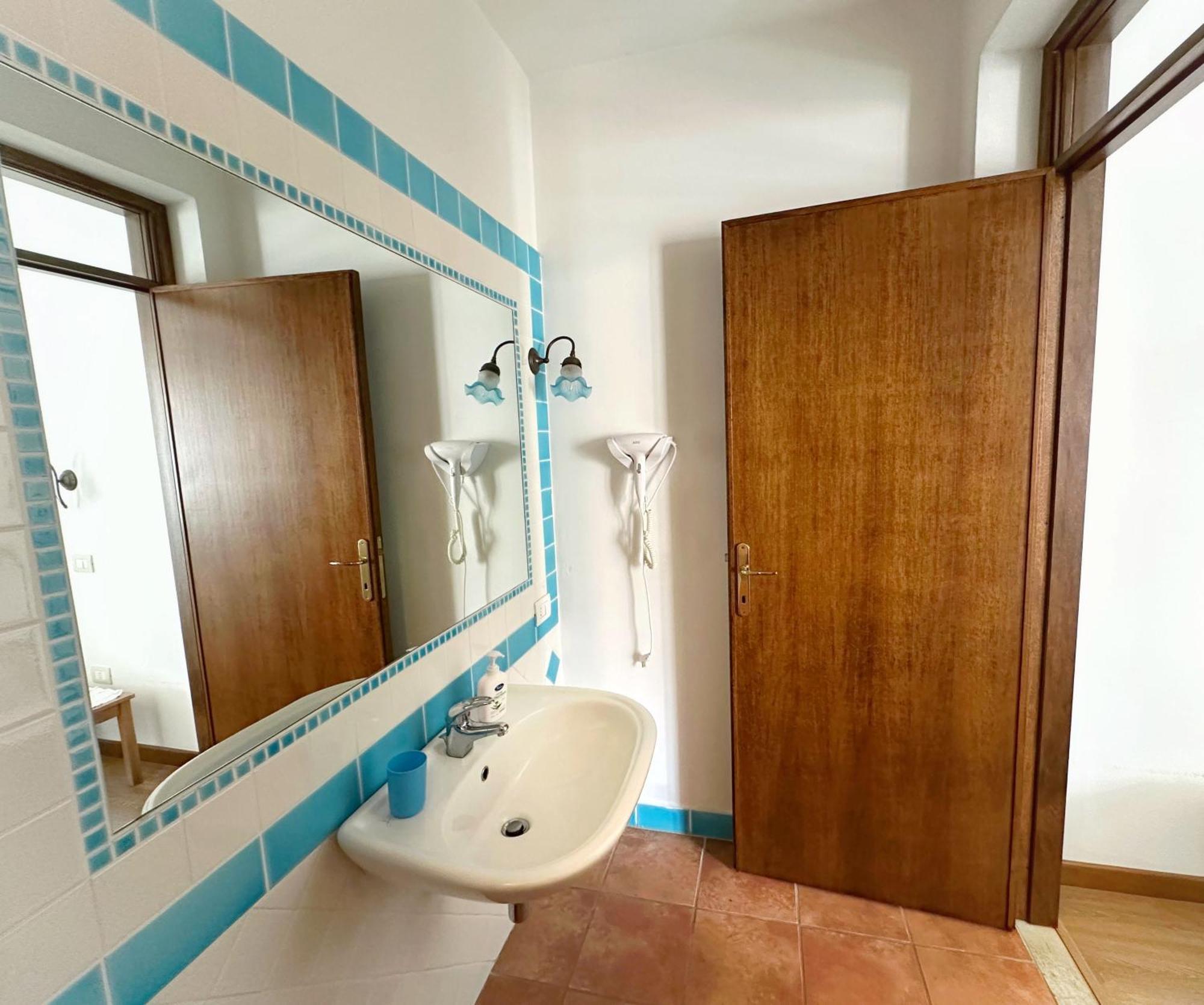 B&B Tre - Rooms & Relax Ористано Экстерьер фото