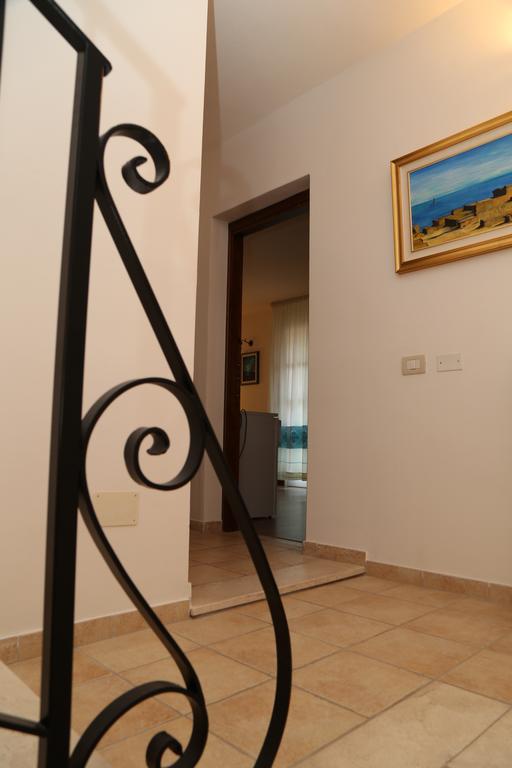 B&B Tre - Rooms & Relax Ористано Экстерьер фото