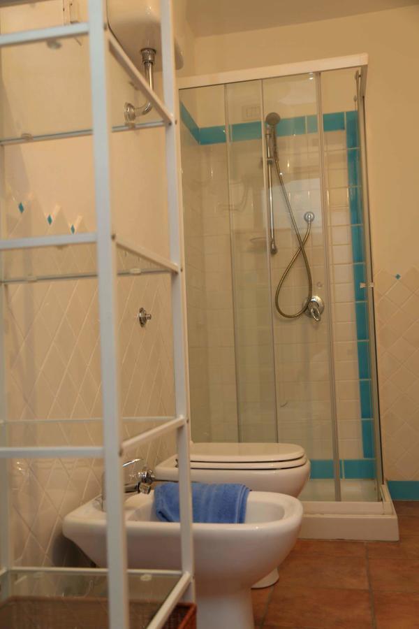 B&B Tre - Rooms & Relax Ористано Экстерьер фото